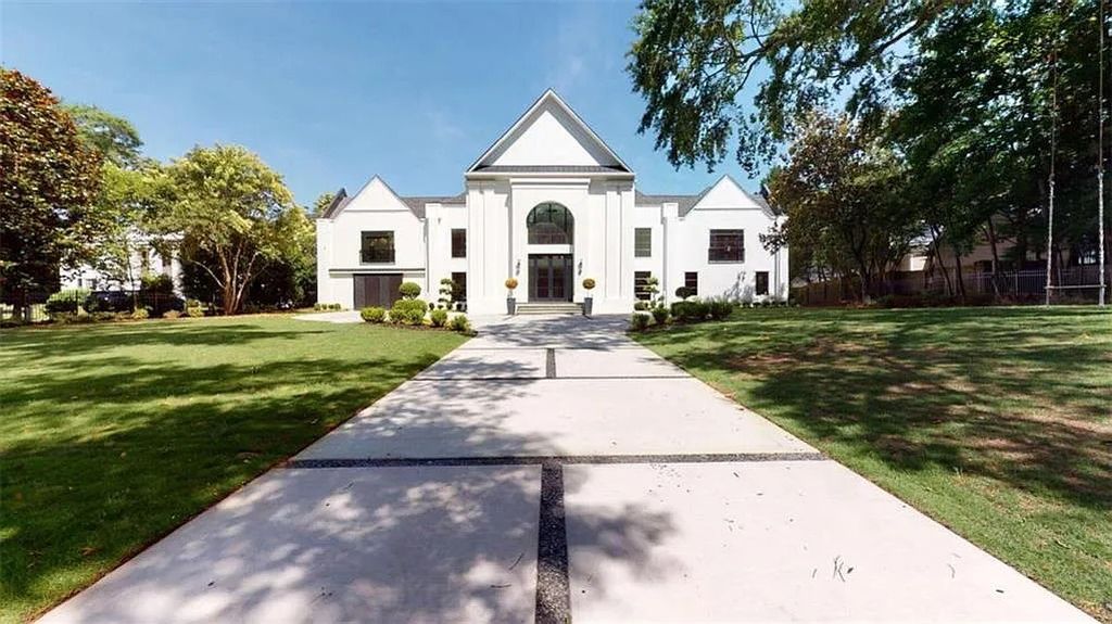 The Estate in Atlanta is a luxurious home revealing seamless indoor and outdoor living spaces now available for sale. This home located at 3206 Arden Rd NW, Atlanta, Georgia; offering 07 bedrooms and 08 bathrooms with 17,887 square feet of living spaces.