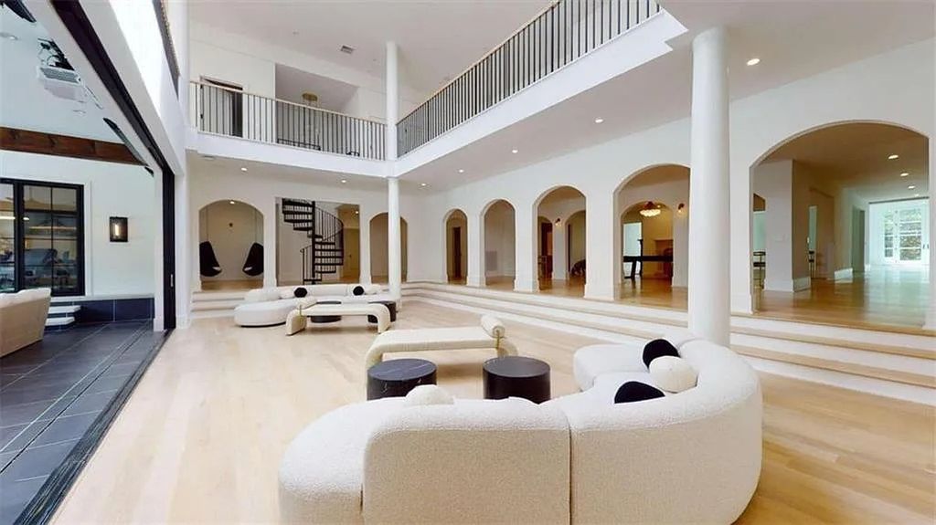 The Estate in Atlanta is a luxurious home revealing seamless indoor and outdoor living spaces now available for sale. This home located at 3206 Arden Rd NW, Atlanta, Georgia; offering 07 bedrooms and 08 bathrooms with 17,887 square feet of living spaces.