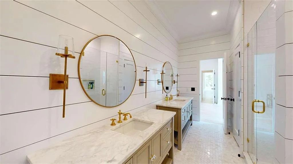 The Estate in Atlanta is a luxurious home revealing seamless indoor and outdoor living spaces now available for sale. This home located at 3206 Arden Rd NW, Atlanta, Georgia; offering 07 bedrooms and 08 bathrooms with 17,887 square feet of living spaces.