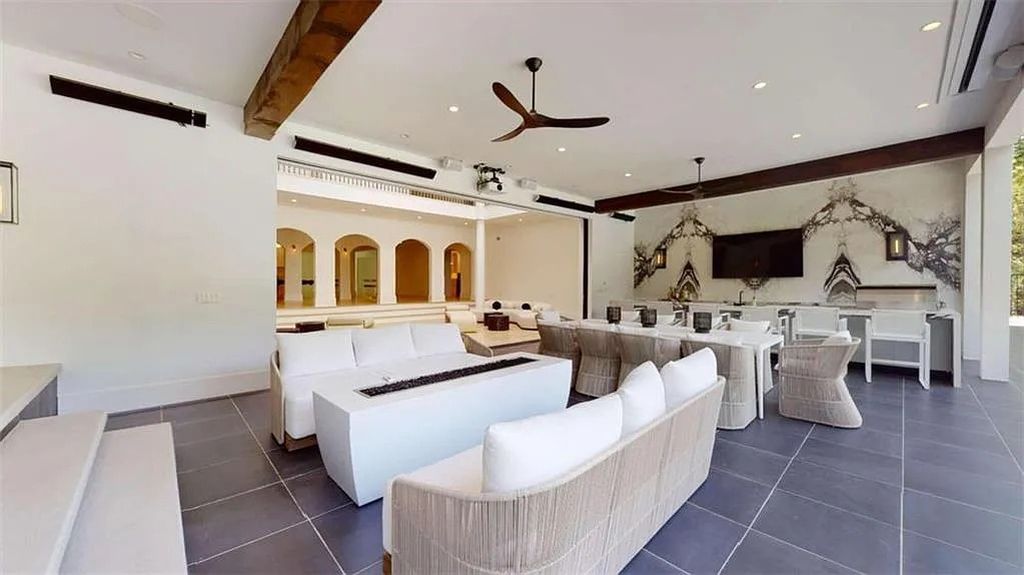The Estate in Atlanta is a luxurious home revealing seamless indoor and outdoor living spaces now available for sale. This home located at 3206 Arden Rd NW, Atlanta, Georgia; offering 07 bedrooms and 08 bathrooms with 17,887 square feet of living spaces.