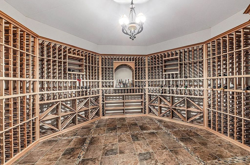 The Estate in Naperville is a luxurious home of architectural perfection and exceptional features now available for sale. This home located at 8S061 Indiana Ave, Naperville, Illinois; offering 05 bedrooms and 10 bathrooms with 9,940 square feet of living spaces.