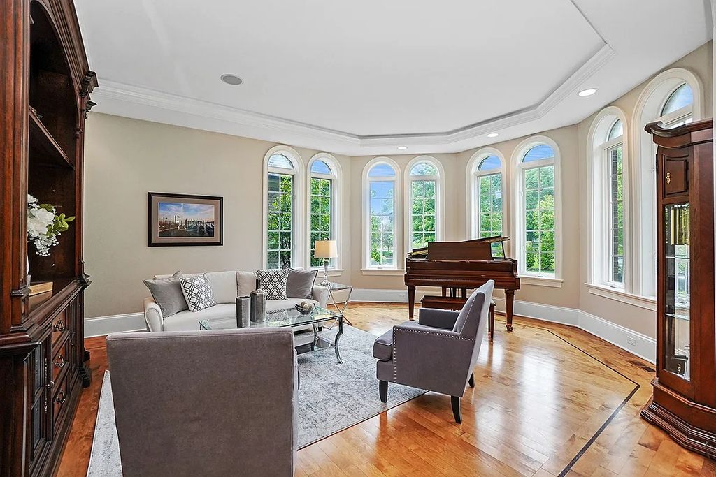 The Estate in Naperville is a luxurious home of architectural perfection and exceptional features now available for sale. This home located at 8S061 Indiana Ave, Naperville, Illinois; offering 05 bedrooms and 10 bathrooms with 9,940 square feet of living spaces.