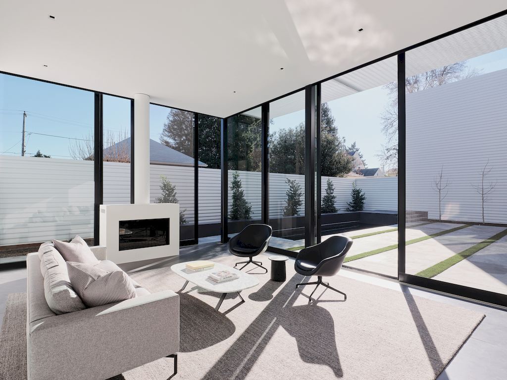 212 Tucker House in California by Stanley Saitowitz Natoma Architects