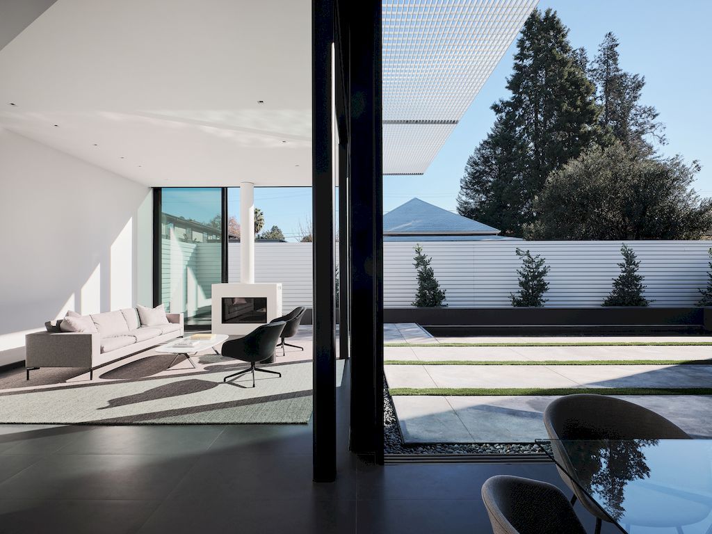 212 Tucker House in California by Stanley Saitowitz Natoma Architects