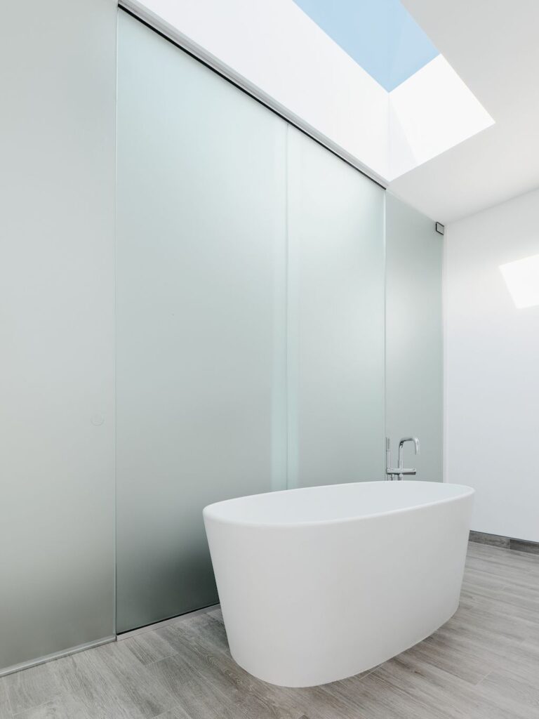 212 Tucker House in California by Stanley Saitowitz Natoma Architects 21