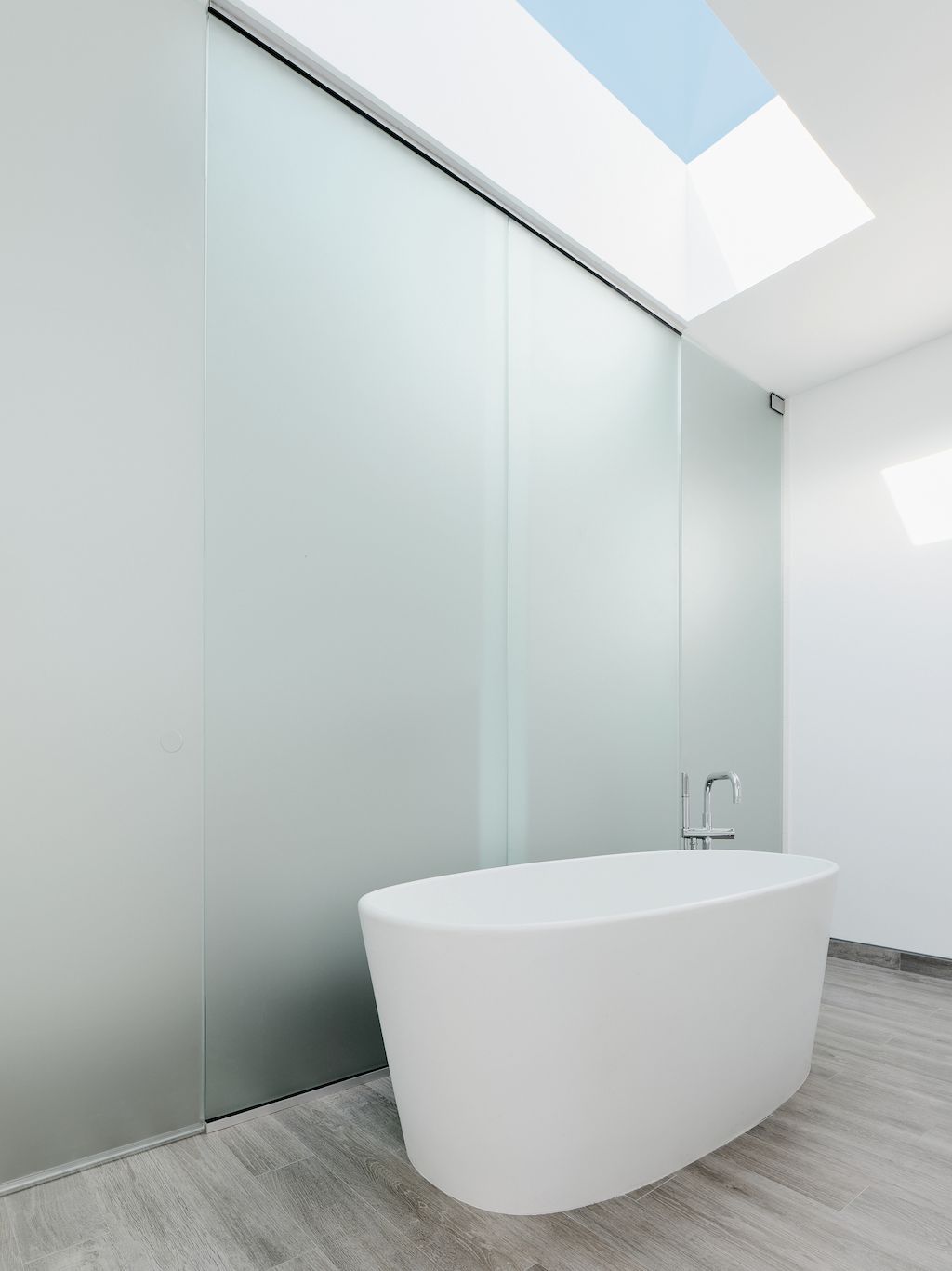 212 Tucker House in California by Stanley Saitowitz Natoma Architects