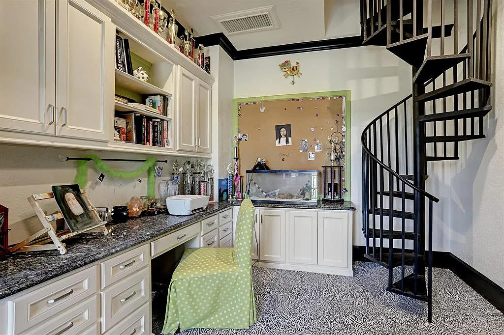 30 Netherfield Way Spring TX 77382 19