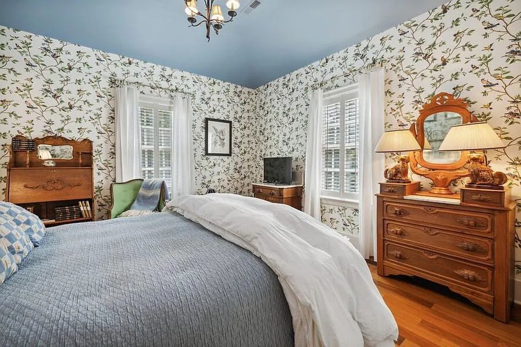 The Estate in Lakeside is a luxurious home of unparalleled quality construction and state-of-the-art amenities now available for sale. This home located at 14612 Meadow Ln, Lakeside, Michigan; offering 09 bedrooms and 13 bathrooms with 10,228 square feet of living spaces.