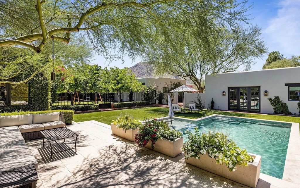 6228 N 61st Pl Paradise Valley AZ 85253 5