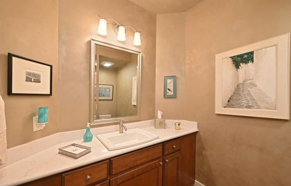 The Home in Redmond is a luxurious home with gracious room sizes and cozy spaces, now available for sale. This home located at 9215 255th Avenue NE, Redmond, Washington