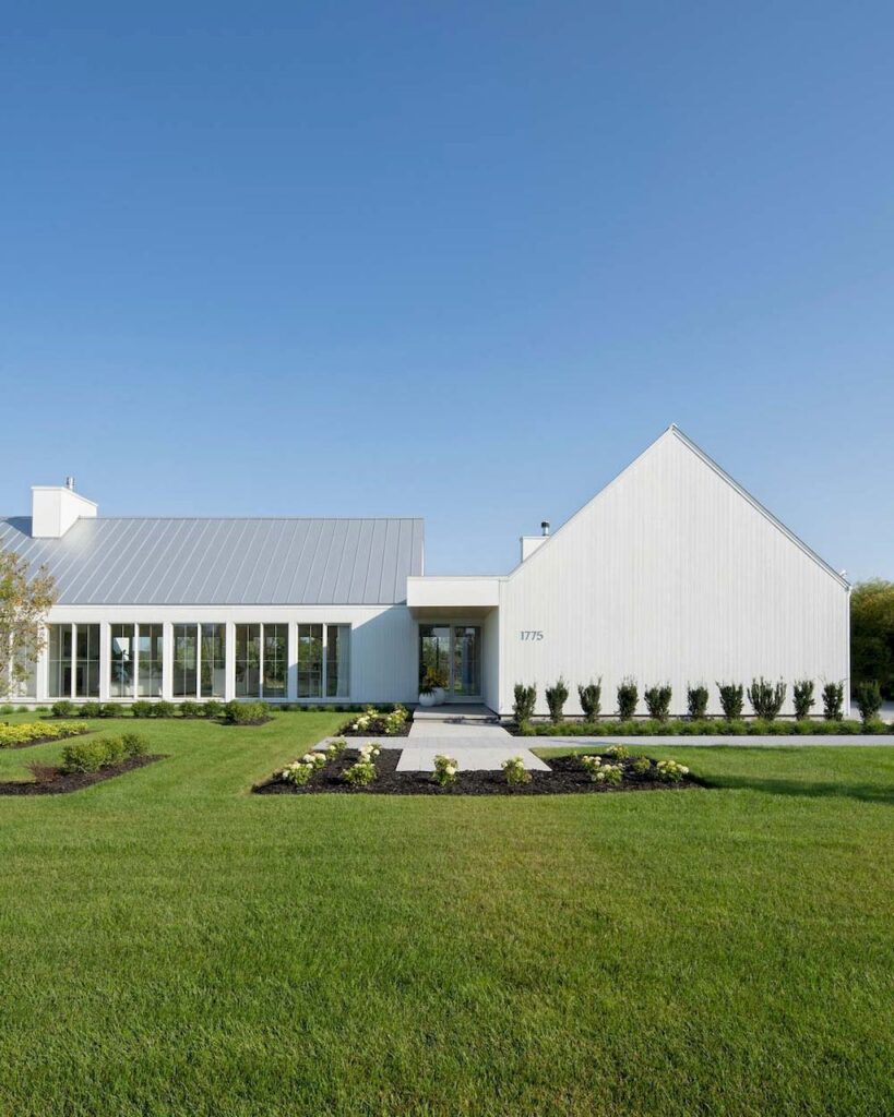 Comtois Residence a Stunning Private Monochromatic home by DKA 2