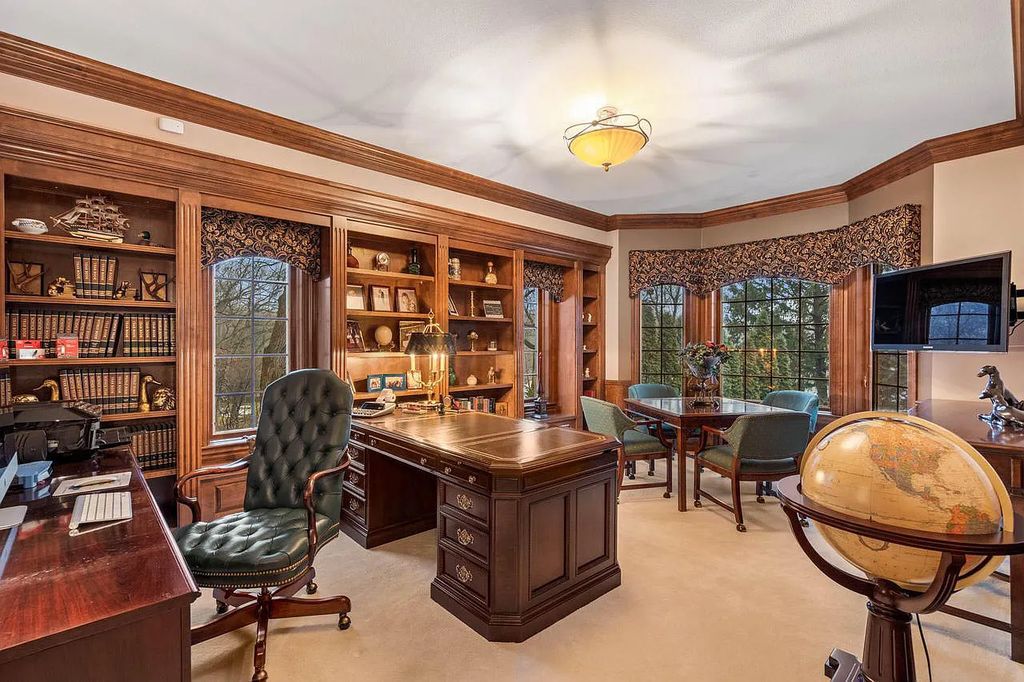 The Estate in Oconomowoc is a luxurious home with luxurious details throughout and unparalleled lakefront views now available for sale. This home located at 34595 Springbank Rd, Oconomowoc, Wisconsin; offering 04 bedrooms and 04 bathrooms with 5,694 square feet of living spaces.