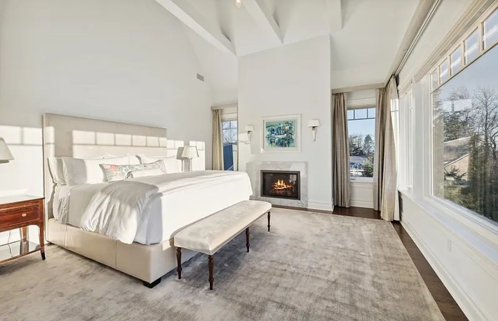 The Estate in Montclair Twp. is a luxurious home commanding stunning and picturesque panoramic views of the park now available for sale. This home located at 30 Club Rd, Montclair Twp., New Jersey; offering 06 bedrooms and 07 bathrooms with 6,500 square feet of living spaces. 