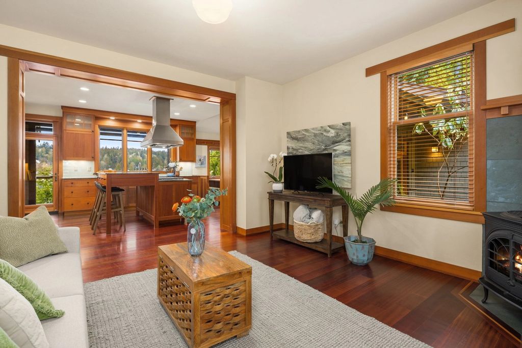 The Home in Bainbridge Island is an exceptional custom estate with 2 homes on a combined acre including 139’ of spectacular water frontage, now available for sale. This home located at 17253 & 17204 Agate Street NE, Bainbridge Island, Washington