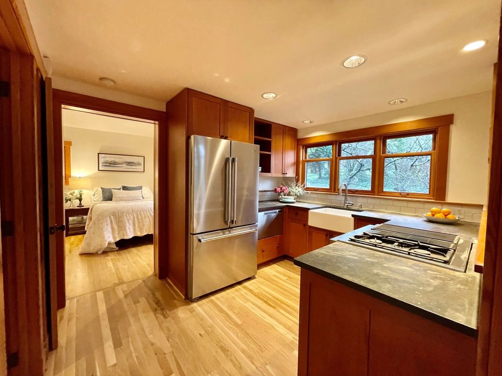 The Home in Bainbridge Island is an exceptional custom estate with 2 homes on a combined acre including 139’ of spectacular water frontage, now available for sale. This home located at 17253 & 17204 Agate Street NE, Bainbridge Island, Washington
