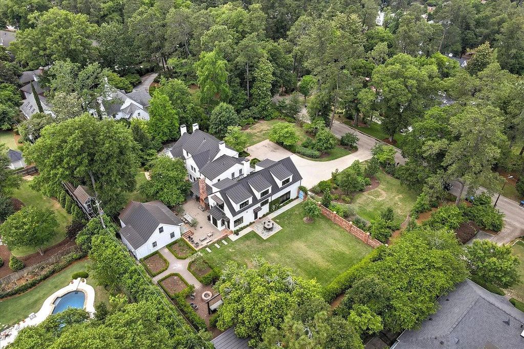 The Home in Augusta is meticulously re-designed and renovated in the past six years, now available for sale. This home located at 3032 Lake Forest Dr, Augusta, Georgia