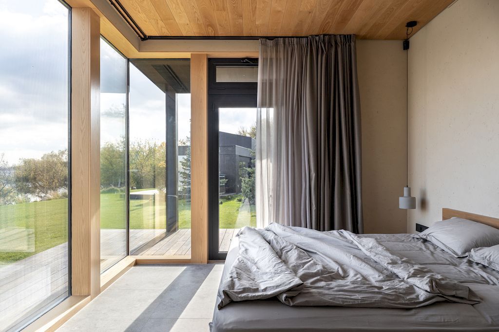 H House Prominent House to Enjoy Nature by Klochenko Architects 19