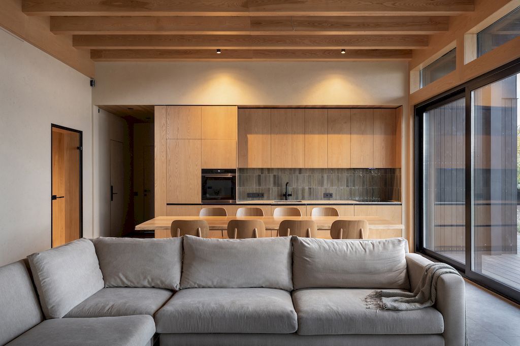 H House Prominent House to Enjoy Nature by Klochenko Architects 20