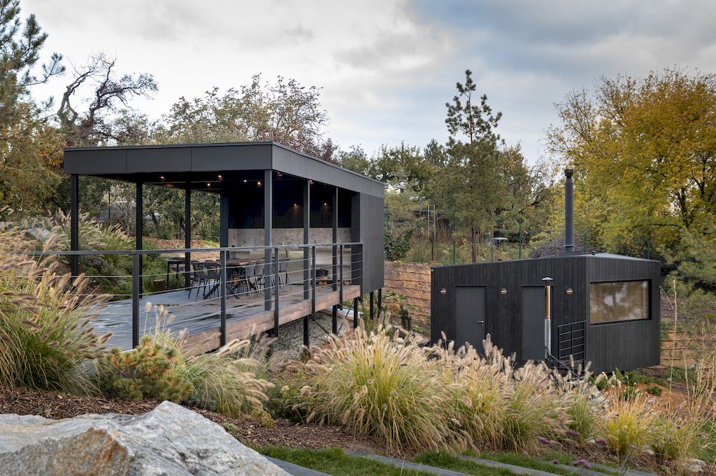H House Prominent House to Enjoy Nature by Klochenko Architects 22