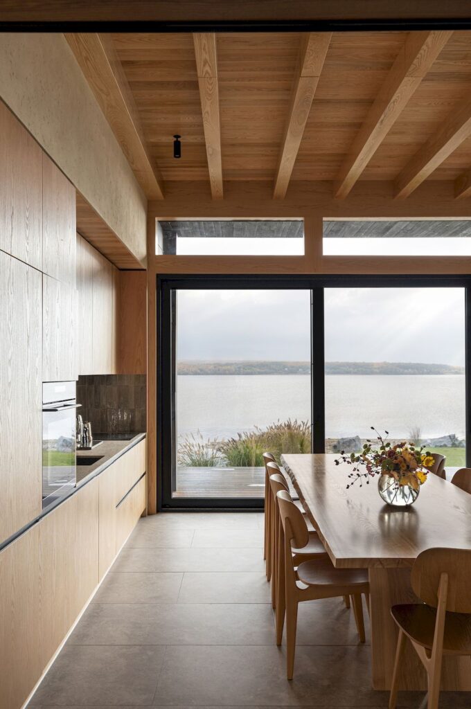 H House Prominent House to Enjoy Nature by Klochenko Architects 7