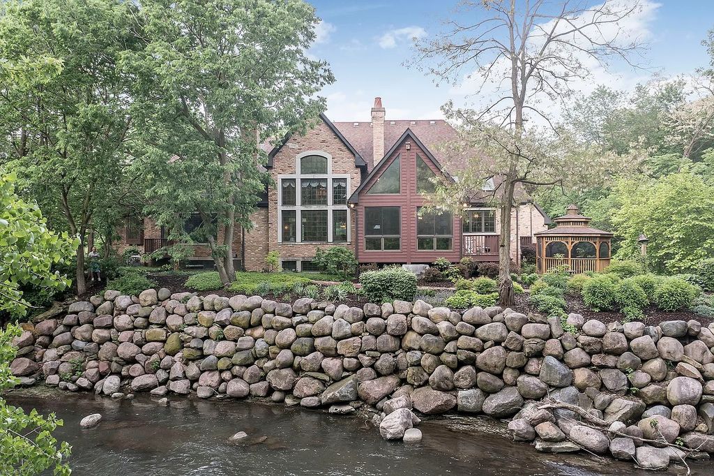 The Residence in Morris is surrounded by majestic, mature trees leading to your own private paradise, now available for sale. This home located at 4965 Cemetery Rd, Morris, Illinois