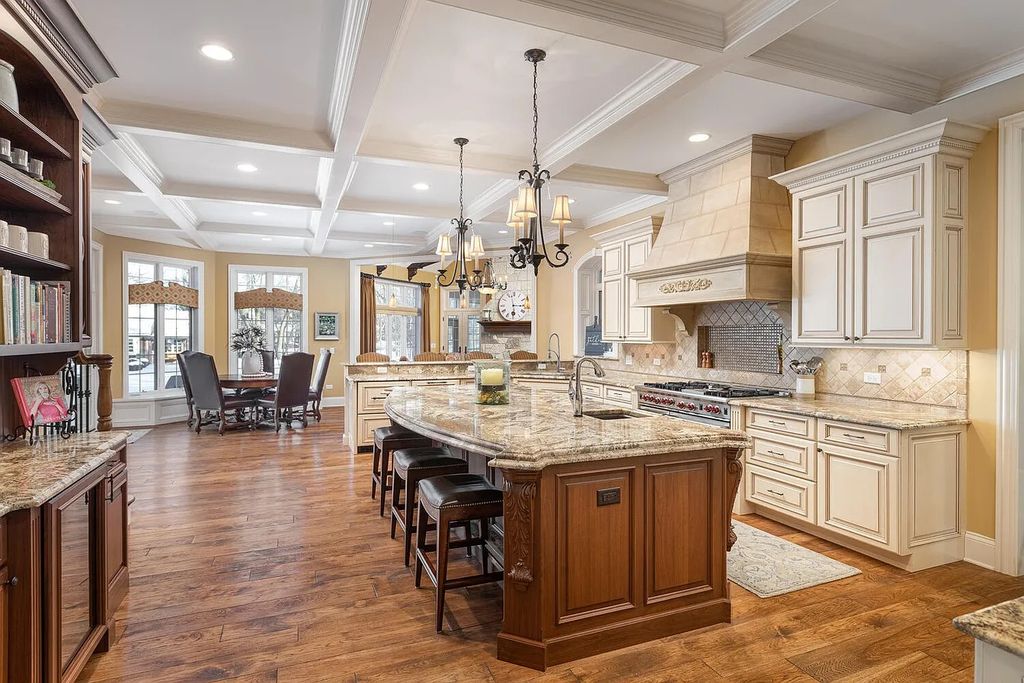 Listing for 2.399M This Home Boasts The Highest Level of Craftsmanship and Detail in Naperville IL 20