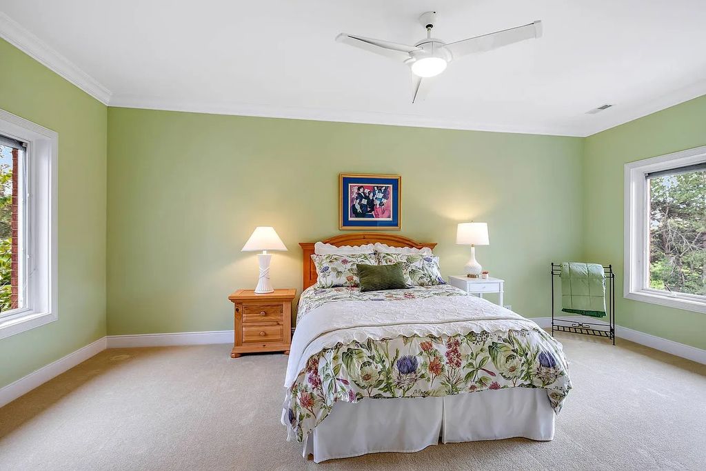 The House in South Barrington easy access to the highway, O'Hare, Arboretum, shopping, entertainment and restaurants, now available for sale. This home located at 2 Tiffany Cir, South Barrington, Illinois