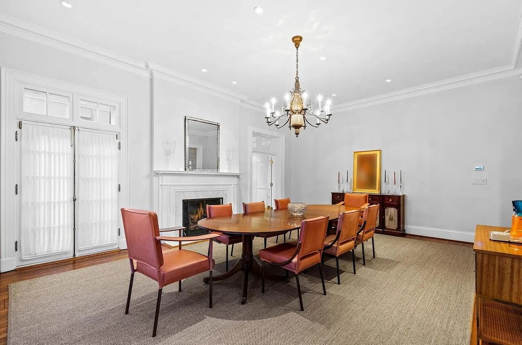 The Estate in Baltimore is brilliant renovation and expansion by Delbert Adams Construction Group, now available for sale. This home located at 1 Whitfield Rd, Baltimore, Maryland