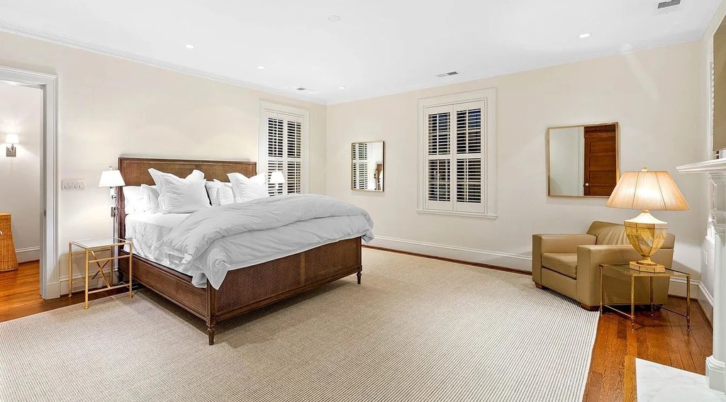 The Estate in Baltimore is brilliant renovation and expansion by Delbert Adams Construction Group, now available for sale. This home located at 1 Whitfield Rd, Baltimore, Maryland