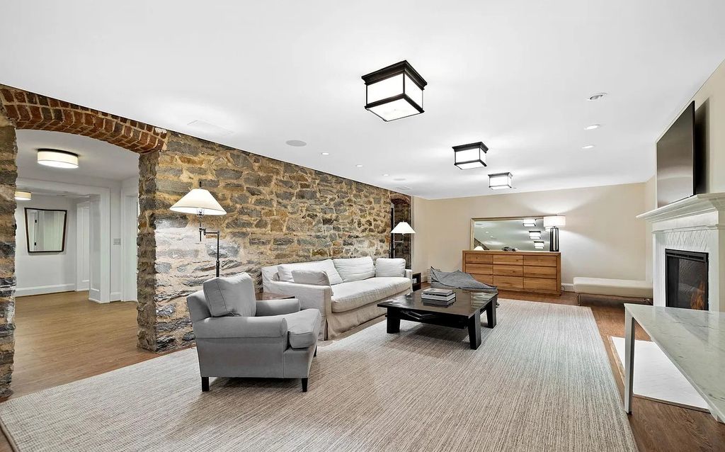 The Estate in Baltimore is brilliant renovation and expansion by Delbert Adams Construction Group, now available for sale. This home located at 1 Whitfield Rd, Baltimore, Maryland
