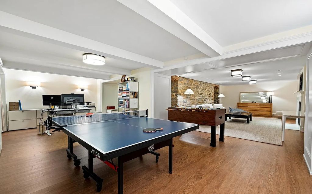 The Estate in Baltimore is brilliant renovation and expansion by Delbert Adams Construction Group, now available for sale. This home located at 1 Whitfield Rd, Baltimore, Maryland