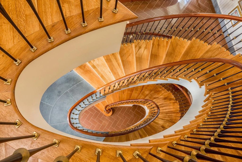 The Mansion in Rockville is a collaboration between renowned architect, John Ike, designer, Geoffrey Bradfield, and Horizon Builders, now available for sale. This home located at 11900 River Rd, Rockville, Maryland