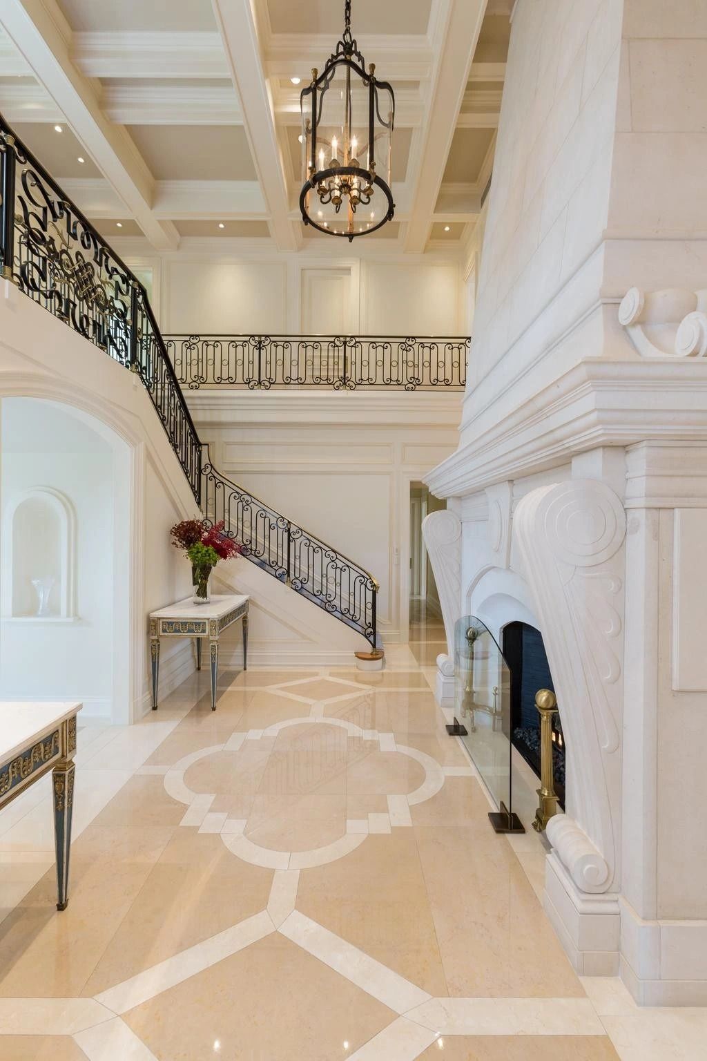 The Mansion in Rockville is a collaboration between renowned architect, John Ike, designer, Geoffrey Bradfield, and Horizon Builders, now available for sale. This home located at 11900 River Rd, Rockville, Maryland