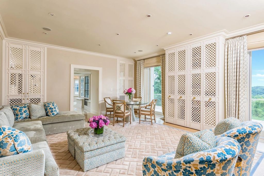 The Mansion in Rockville is a collaboration between renowned architect, John Ike, designer, Geoffrey Bradfield, and Horizon Builders, now available for sale. This home located at 11900 River Rd, Rockville, Maryland