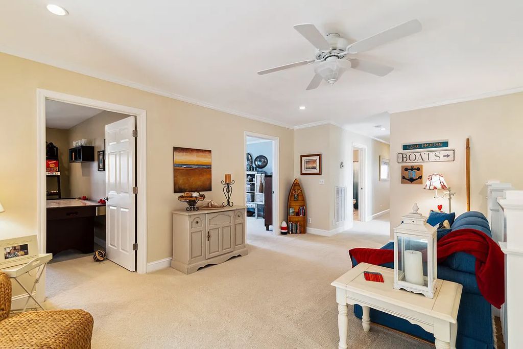 The Estate in Hendersonville is a luxurious home totally renovated now available for sale. This home located at 405 Private Dr, Hendersonville, Tennessee; offering 05 bedrooms and 05 bathrooms with 4,419 square feet of living spaces.