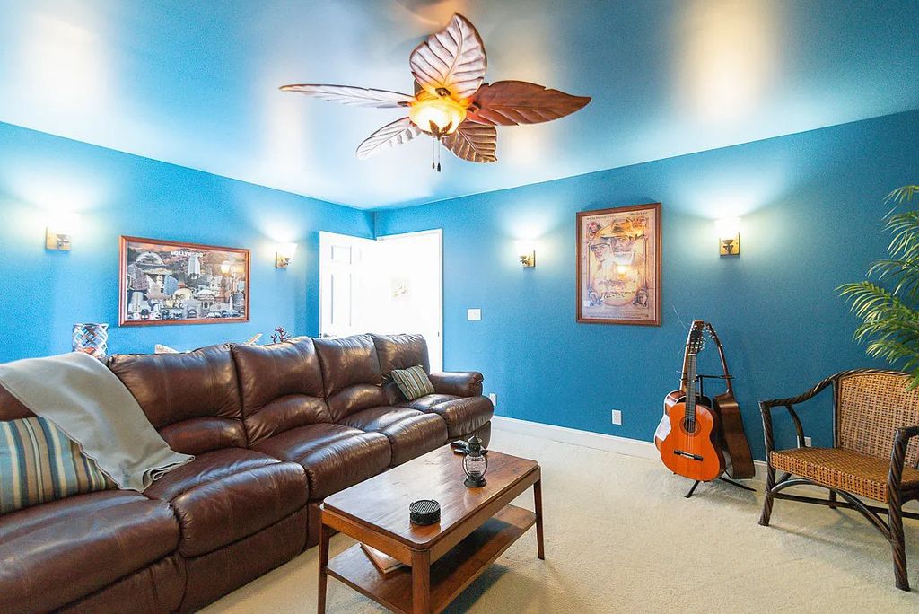 The Estate in Hendersonville is a luxurious home totally renovated now available for sale. This home located at 405 Private Dr, Hendersonville, Tennessee; offering 05 bedrooms and 05 bathrooms with 4,419 square feet of living spaces.