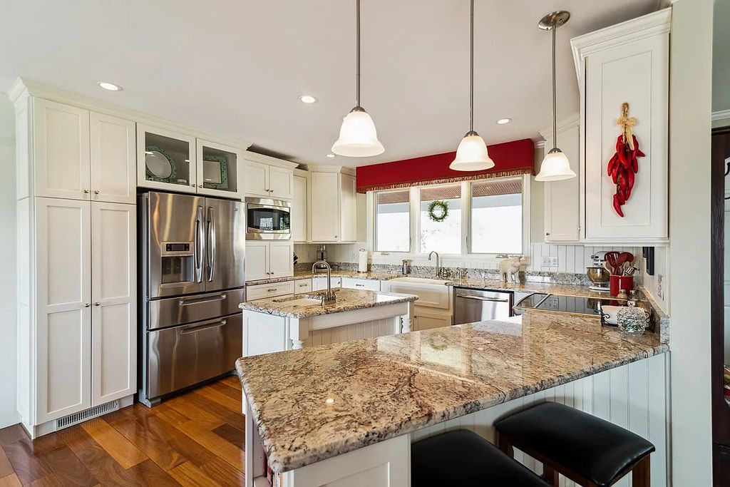 The Estate in Hendersonville is a luxurious home totally renovated now available for sale. This home located at 405 Private Dr, Hendersonville, Tennessee; offering 05 bedrooms and 05 bathrooms with 4,419 square feet of living spaces.