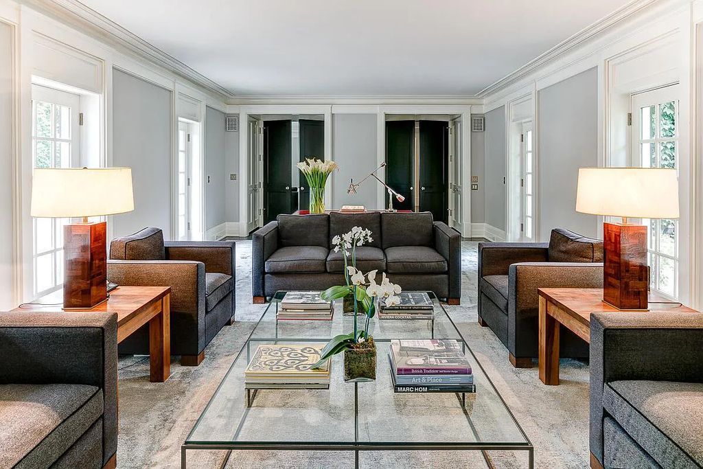 The Estate in Columbus is a luxurious home situated on top of a hill with phenomenally landscaped gardens and lawns now available for sale. This home located at 212 Park Dr, Columbus, Ohio; offering 05 bedrooms and 08 bathrooms with 11,134 square feet of living spaces.