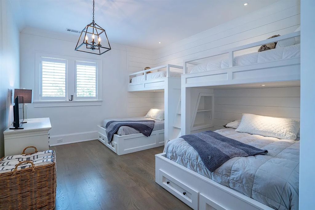 The Property in Eatonton boasts expert craftsmanship and the finest materials, resulting in a true masterpiece, now available for sale. This home located at 202 Eagles Way, Eatonton, Georgia