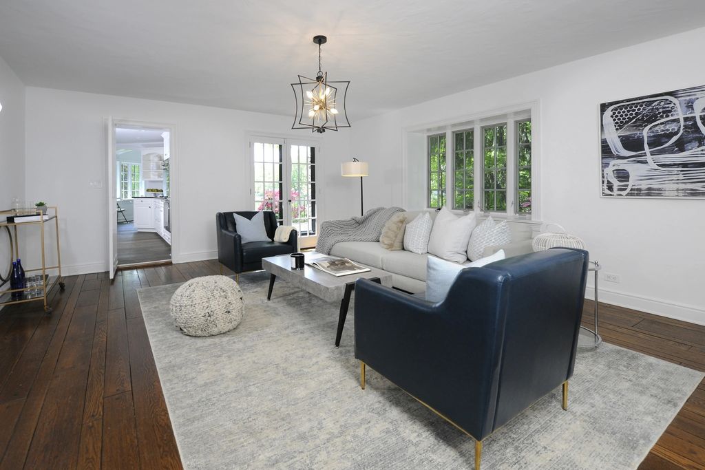 The House in Greenwich has been recently renovated to include new appliances, new hardwood flooring, landscaping, and more, now available for sale. This home located at 20 W Brother Dr, Greenwich, Connecticut