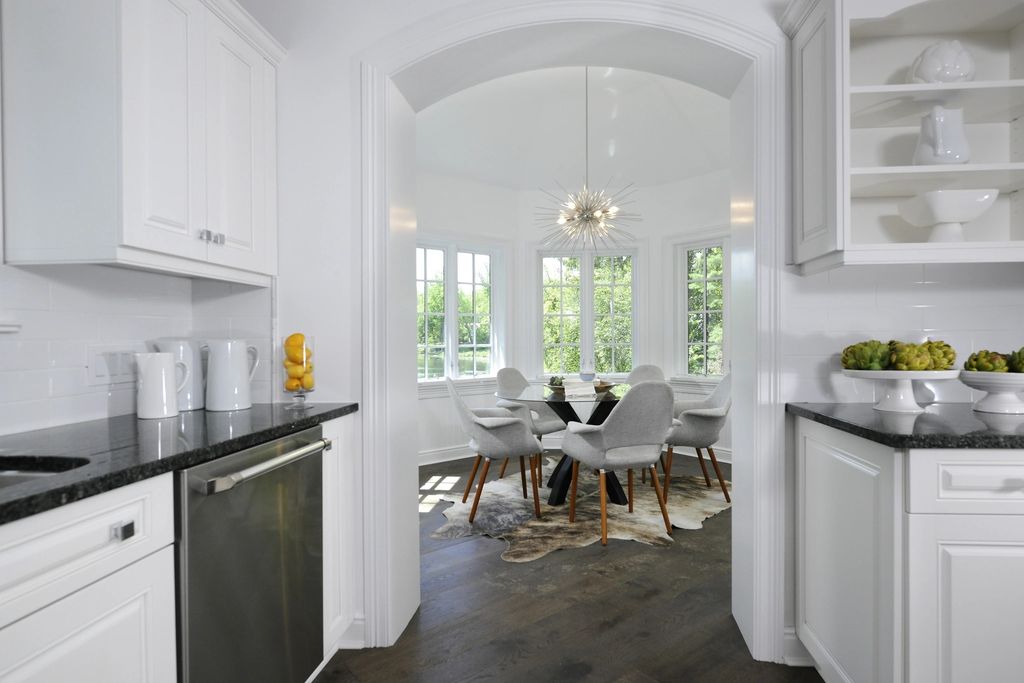 The House in Greenwich has been recently renovated to include new appliances, new hardwood flooring, landscaping, and more, now available for sale. This home located at 20 W Brother Dr, Greenwich, Connecticut