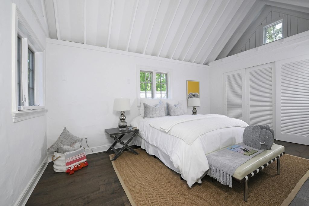 The House in Greenwich has been recently renovated to include new appliances, new hardwood flooring, landscaping, and more, now available for sale. This home located at 20 W Brother Dr, Greenwich, Connecticut