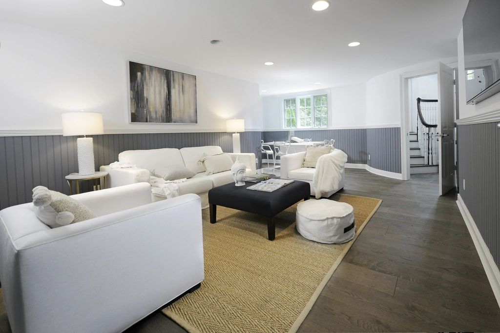 The House in Greenwich has been recently renovated to include new appliances, new hardwood flooring, landscaping, and more, now available for sale. This home located at 20 W Brother Dr, Greenwich, Connecticut
