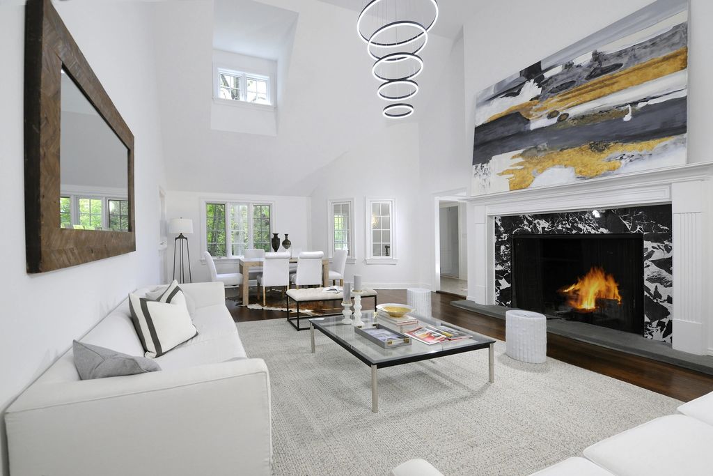 The House in Greenwich has been recently renovated to include new appliances, new hardwood flooring, landscaping, and more, now available for sale. This home located at 20 W Brother Dr, Greenwich, Connecticut