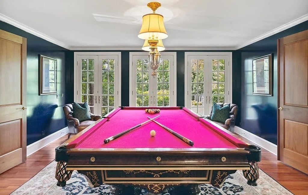 The Manor in Winnetka is built to withstand the test of time & beautifully enhanced by notable architects Liederbach & Graham, now available for sale. This home located at 45 Indian Hill Rd, Winnetka, Illinois