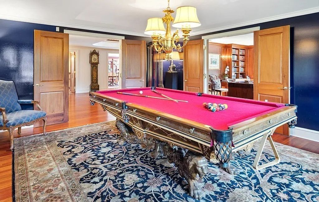 The Manor in Winnetka is built to withstand the test of time & beautifully enhanced by notable architects Liederbach & Graham, now available for sale. This home located at 45 Indian Hill Rd, Winnetka, Illinois