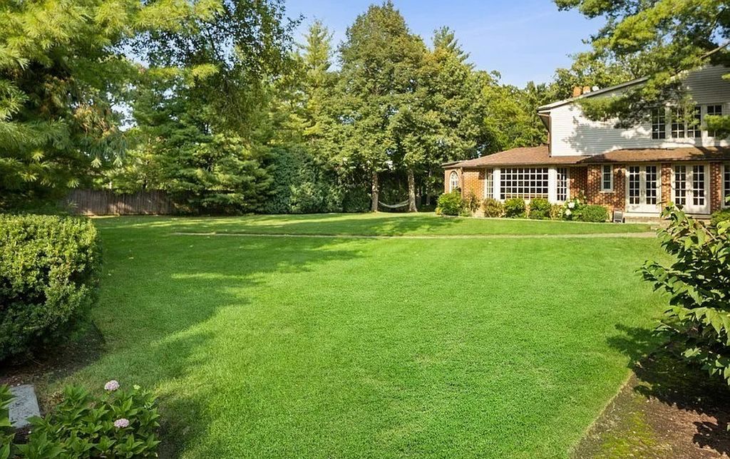 The Manor in Winnetka is built to withstand the test of time & beautifully enhanced by notable architects Liederbach & Graham, now available for sale. This home located at 45 Indian Hill Rd, Winnetka, Illinois