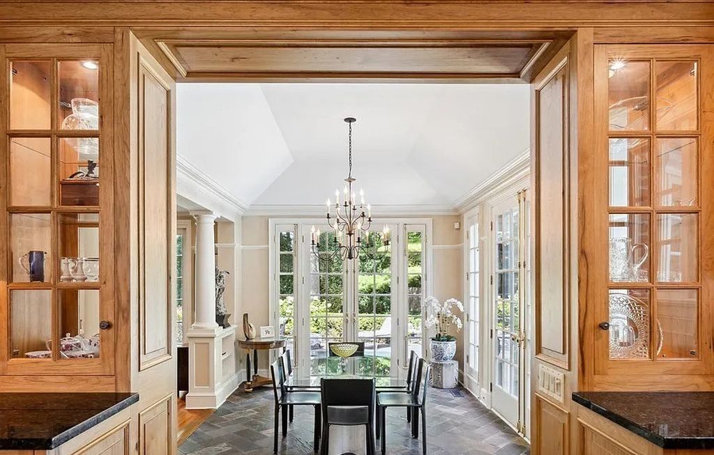 The Manor in Winnetka is built to withstand the test of time & beautifully enhanced by notable architects Liederbach & Graham, now available for sale. This home located at 45 Indian Hill Rd, Winnetka, Illinois