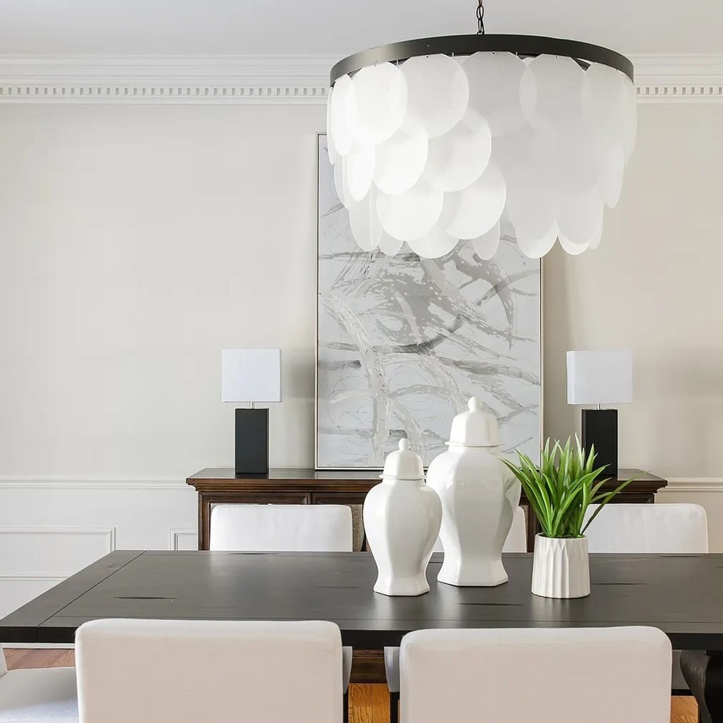 The Home in Hinsdale is designed for formal entertaining or casual every day living, now available for sale. This home located at 904 S Park Ave, Hinsdale, Illinois