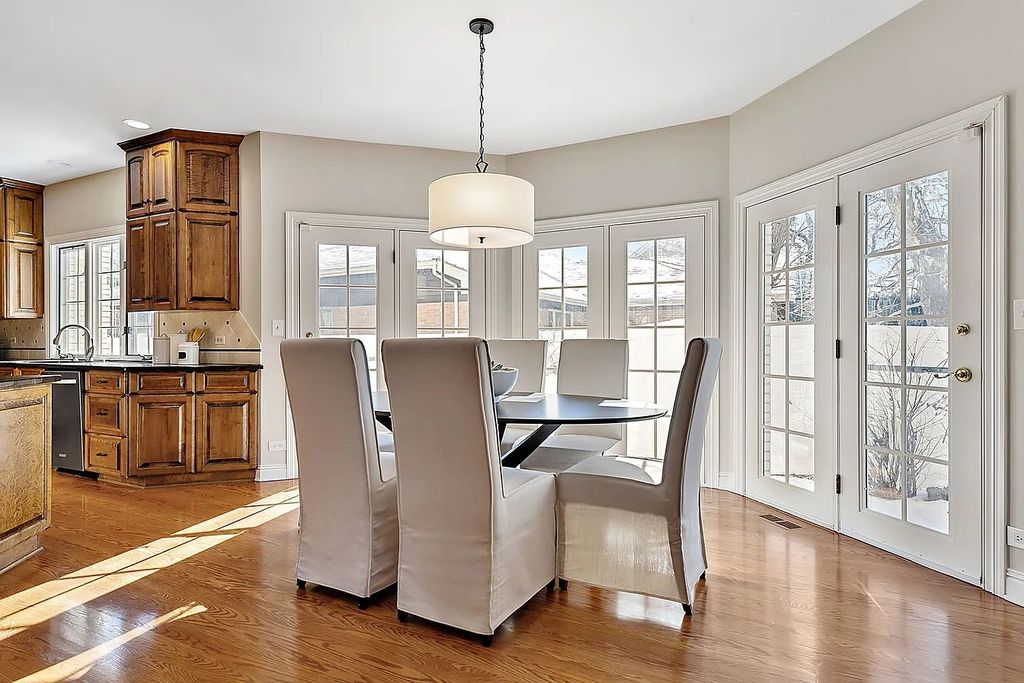The Home in Hinsdale is designed for formal entertaining or casual every day living, now available for sale. This home located at 904 S Park Ave, Hinsdale, Illinois